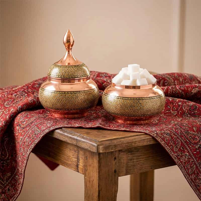قندان مسی خاتم‌کاری‌شده نمادی از ظرافت صنایع‌دستی ایرانی